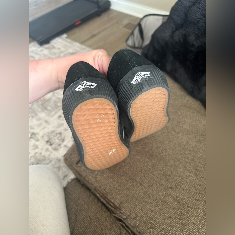Vans - Picture 4 of 6